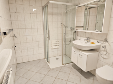 Badezimmer - Wohnen mit Komfort – gepflegte Eigentumswohnung für jede Lebensphase***1829 R in Rheda