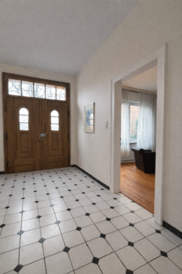 Eingangsbereich im Haupthaus - Resthof mit Charakter und Raum für Ideen ***4267 G Greffen