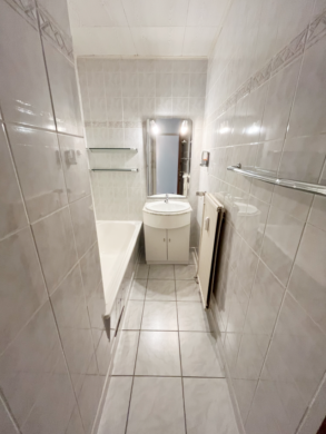 Bad - Helle 3-Zimmer-Eigentumswohnung - für Paare oder Kapitalanleger***1825 R in Blankenhagen