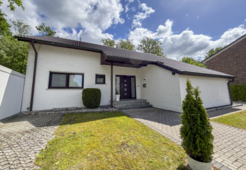 Wohnen im Grünen ***4293 G Einfamilienhaus im Bungalowstil in Clarholz, 33442 Herzebrock-Clarholz, Einfamilienhaus
