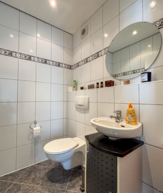 Gäste-WC - Gepflegte Dachgeschosswohnung mit Südbalkon ***1846 R in Herzebrock