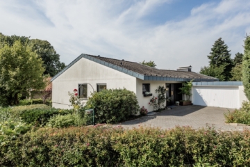 Frontansicht - Großzügiges Einfamilienhaus mit vielen Möglichkeiten in Bielefeld, Quelle *** Ha-1531