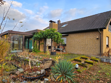 Rückansicht - Einfamilienhaus mit viel Raum für Ihre Wohnträume***4245 G in Wiedenbrück