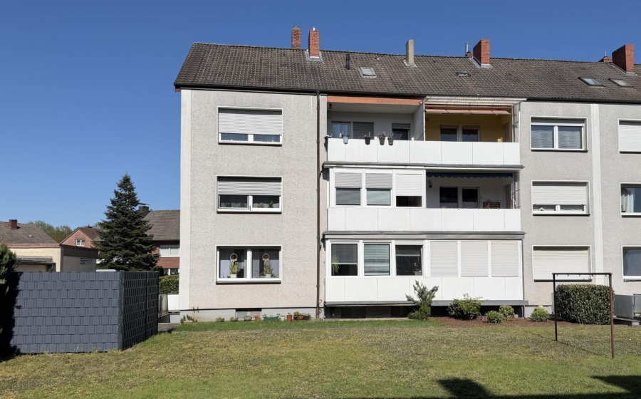 Gartenseite - Kapitalanlage mit Entwicklungspotenzial – 4-Zimmer-Etagenwohnung in Rheda *1845 R