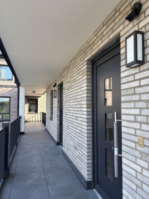 mit separater Eingangstür - Maisonette im Erstbezug mit Balkon & Aufzug *** 1840 R Mastholte