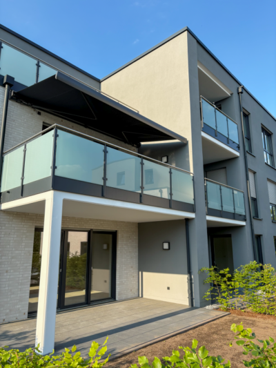 Erdgeschosswohnung mit überdachtem Freisitz