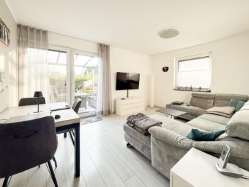 Wohnen mit Gartenfeeling – moderne Erdgeschosswohnung mit überdachter Terrasse *1844 R Stukenbrock, 33758 Schloß Holte-Stukenbrock, Erdgeschosswohnung