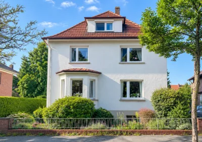 Vermietetes Dreifamilienhaus in zentraler Lage von Gütersloh ***4322 G, 33332 Gütersloh, Mehrfamilienhaus zum Kauf