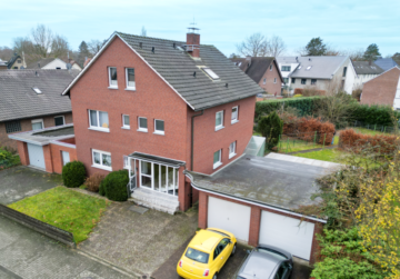 Drohnenaufnahme Vorderansicht - Dreifamilienhaus als attraktive Kapitalanlage***4248 G in Gütersloh-Sundern