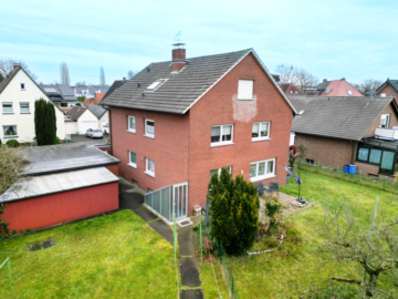 Drohnenaufnahme Rückansicht - Dreifamilienhaus als attraktive Kapitalanlage***4248 G in Gütersloh-Sundern