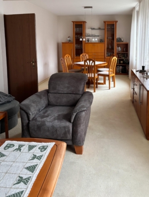 großzügiges Wohnzimmer - Charmantes Siedlungshaus mit großem Garten – Familienidylle in Gütersloh-West ***4270 G
