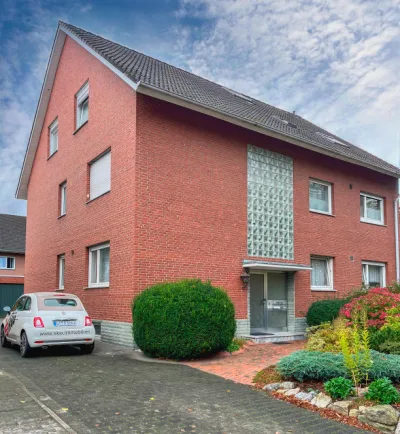 Attraktives Mehrfamilienhaus mit Entwicklungspotenzial ***4256 G in Kattenstroth, 33332 Gütersloh, Mehrfamilienhaus