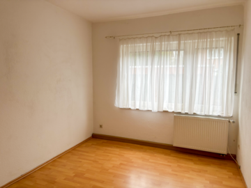 Zimmer im Erdgeschoss - Attraktives Mehrfamilienhaus mit Entwicklungspotenzial ***4256 G in Kattenstroth