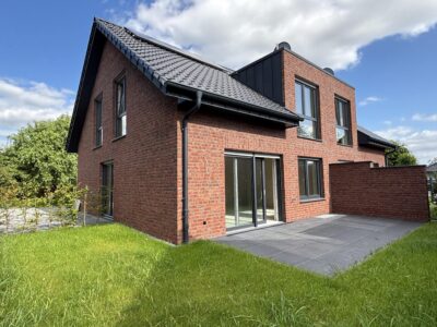 Moderne Doppelhaushälfte in hochwertiger Neubauausführung ***4265 G in Langenberg, 33449 Langenberg, Doppelhaushälfte