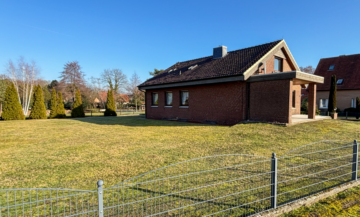 Seitenansicht - Wohnen im Grünen auf großzügigem Grundstück ***4262 G in Versmold-Peckeloh