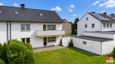 Gartenansicht (mit KI bearbeitet)