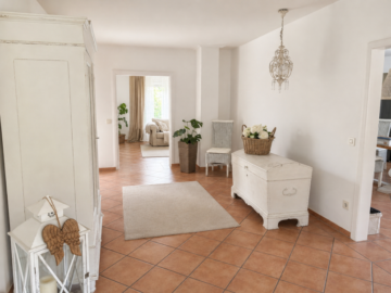 Einladende Diele - Familienbungalow mit großem Garten, Vollkeller & Wellnessbereich *4297 G Versmold