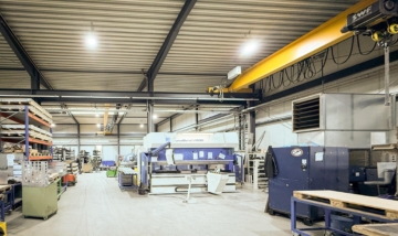 Effizient strukturierter Produktionsbereich mit installierter Technik - Gewerbeensemble mit Kranbahn, Mieteinnahme & Potenzial nahe B1 *4278 G Horn-Bad-Meinberg