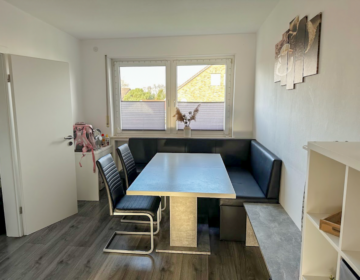 Esszimmer im Obergeschoss - Gepflegtes Dreifamilienhaus ***4253 G in Versmold-Peckeloh