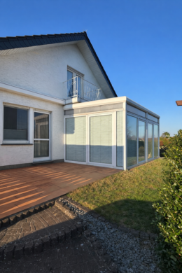 Direkter Zugang zur Terrasse und in den Garten - Wohnen auf einer Ebene – mit Wintergarten und Blick ins Grüne ***4274 G Gütersloh-Isselhorst