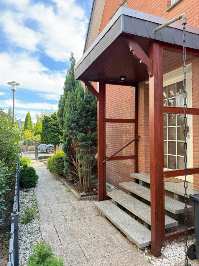 Hauseingang - Wo Kinderträume wachsen – Ihr Familienidyll in Schloß Holte *** 4231 G