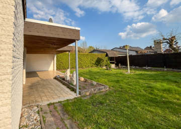 überdachte Terrasse und Garten - Einfamilienhaus im Bungalowstil mit Charme & Potenzial ***4283 G in Herzebrock